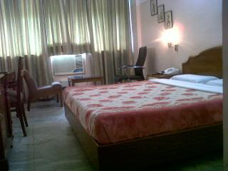 Sarao Hotel Mohali Bagian luar foto