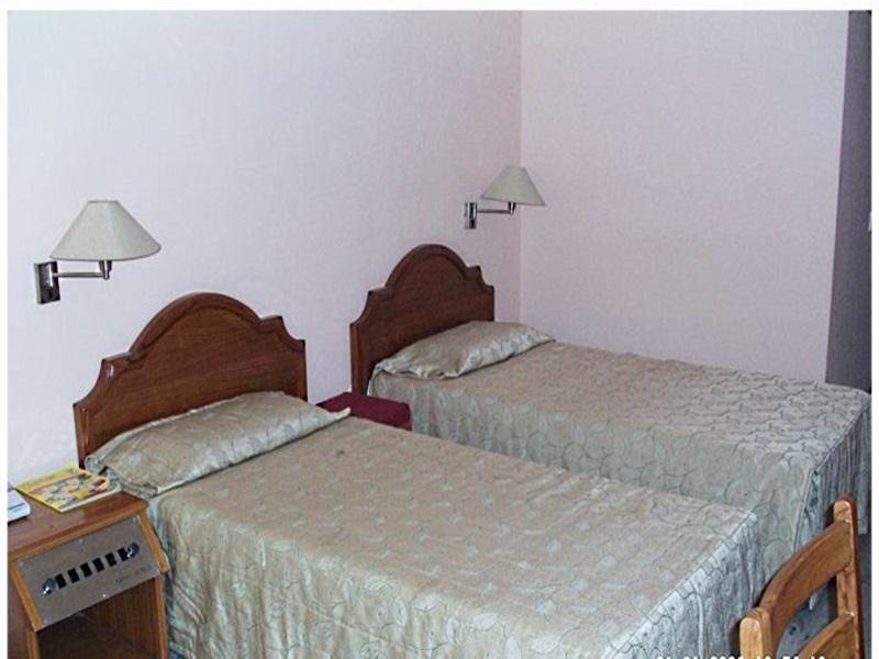 Sarao Hotel Mohali Bagian luar foto